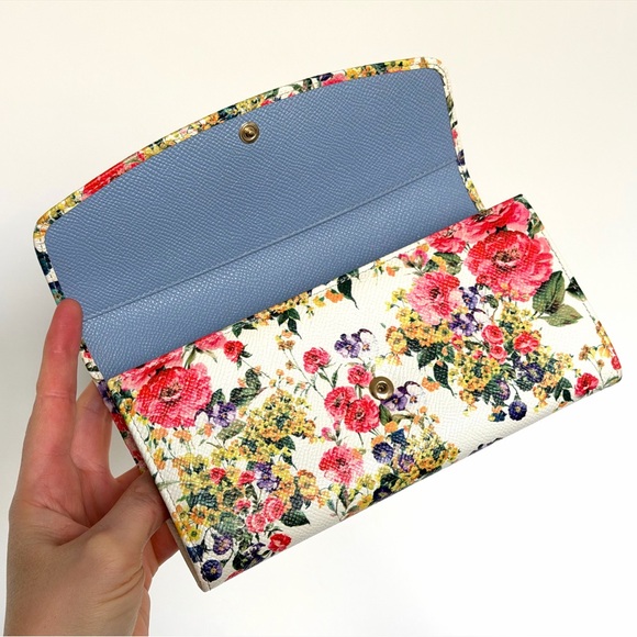 Dolce & Gabbana Long Floral Wallet - Picture 13 of 15